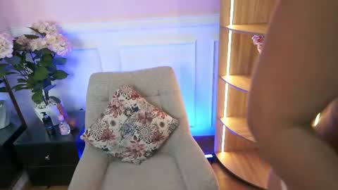 Briana Lane online show from July 18, 7:06 pm