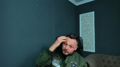 Brian online show from May 22, 4:19 am