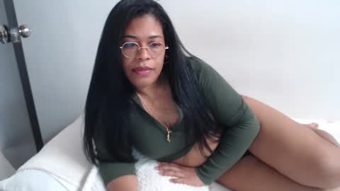 Snapshot of briannacute chatting on October 17, 5:48 pm Briaa online show from October 17, 5:48 pm