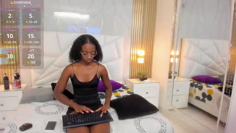 Brianna  online show from January 26, 12:22 pm