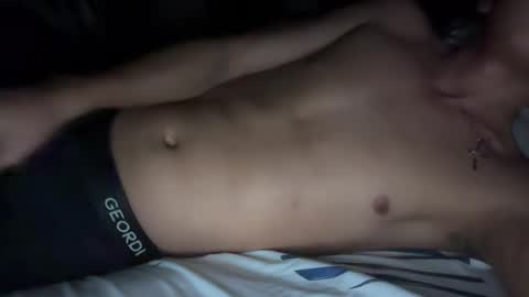 Snapshot of briannx_ chatting on October 20, 3:07 am briannx_ online show from October 20, 3:07 am