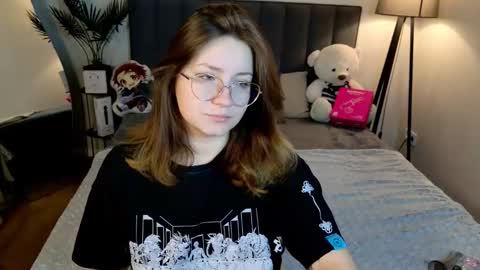 briarwynn online show from March 2, 2:25 am