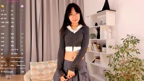 Snapshot of bridgetbottrell chatting on October 27, 1:09 am Hanna online show from October 27, 1:09 am