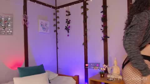 Snapshot of brie_cheese1 chatting on February 23, 3:20 pm Brie Ill be away November 2829 and 30. See u on Sunday for more fun online show from February 23, 3:20 pm