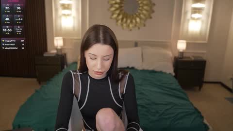 Diamonds Girls online show from March 6, 9:11 pm