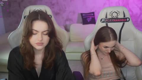 Diamonds Girls online show from May 22, 2:33 pm