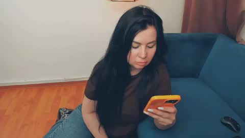 brilliantegirl_ online show from April 25, 11:24 am