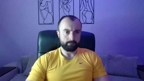 brindlefly69 online show from March 14, 11:48 am