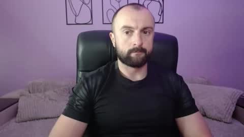 brindlefly69 online show from May 29, 10:35 am