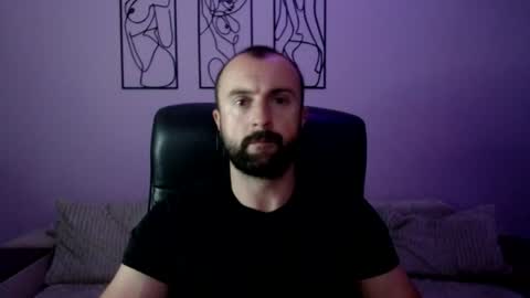 brindlefly69 online show from July 10, 10:18 am