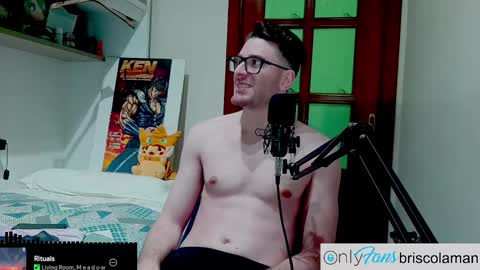 Snapshot of briscolaman chatting on February 12, 2:14 am Martin online show from February 12, 2:14 am