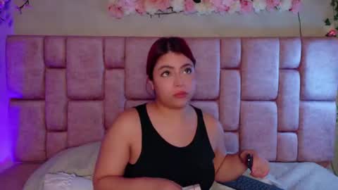 Snapshot of brit_cherry chatting on July 7, 5:54 am BRITANYN online show from July 7, 5:54 am