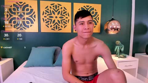 Snapshot of britany_antony chatting on December 29, 12:01 pm Britany and Anthony online show from December 29, 12:01 pm