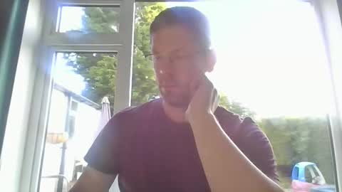 Snapshot of britguy6985 chatting on June 8, 7:03 pm britguy6985 online show from June 8, 7:03 pm