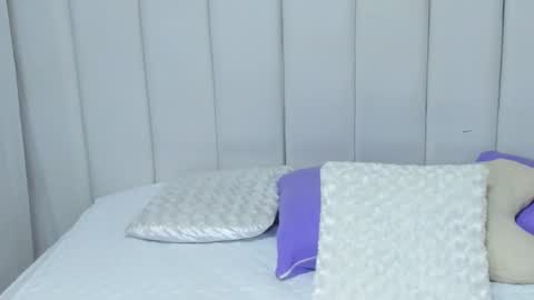 Brithany Rousee online show from February 8, 7:05 pm