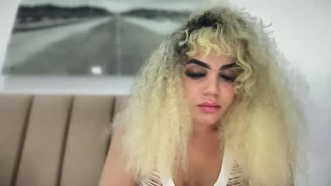 brithneysquirt online show from October 21, 7:42 am