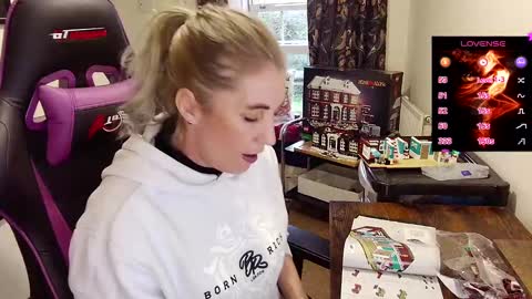 Snapshot of britishladya chatting on January 14, 3:15 pm Lady Annabelle Montgomery online show from January 14, 3:15 pm