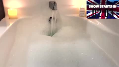 Snapshot of britishladya chatting on September 15, 7:47 pm Lady Annabelle Montgomery online show from September 15, 7:47 pm