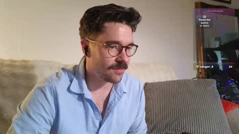 Snapshot of britishpoet chatting on June 16, 7:49 pm Callum online show from June 16, 7:49 pm