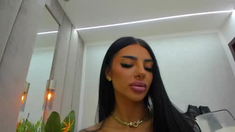 britney_charm online show from March 29, 7:19 am