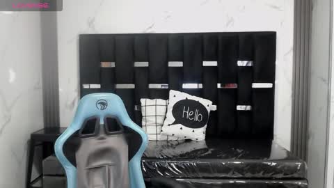 Britney  online show from March 28, 2:33 am