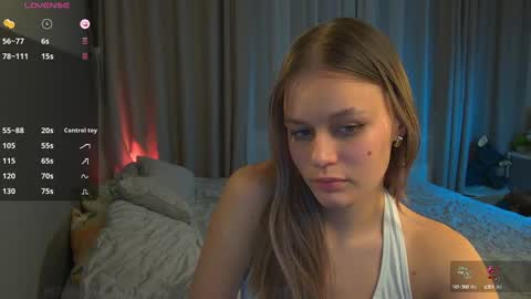 britneylux_ online show from February 20, 6:02 pm