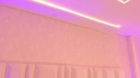 brittany_muse online show from June 20, 12:19 pm