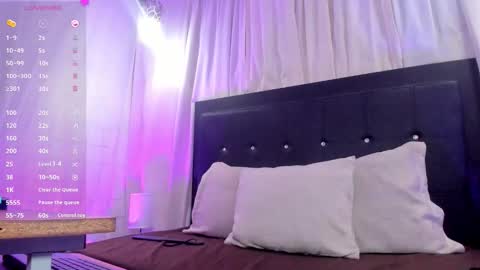   online show from November 19, 4:01 am