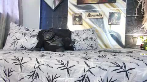 Briyith Gonza online show from March 26, 9:20 pm