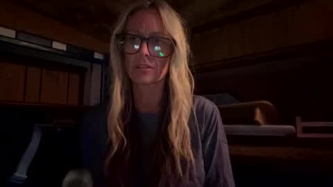 Snapshot of brocknjesss chatting on March 12, 6:52 am Brock n Jess online show from March 12, 6:52 am