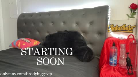 Snapshot of brodybiggs chatting on April 19, 8:33 pm Brody Biggs online show from April 19, 8:33 pm