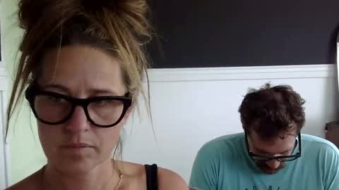 brokecasn online show from May 20, 11:00 pm