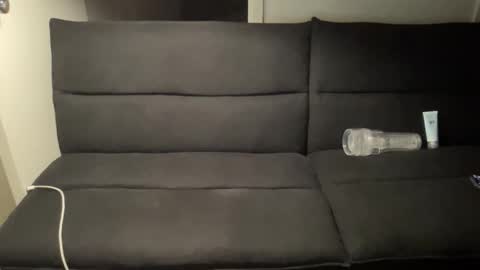 Broke Hung College Guy online show from March 19, 7:23 am