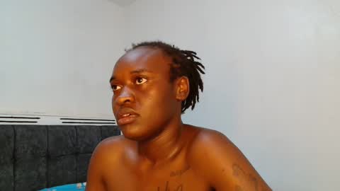 broken_haloo online show from February 5, 6:18 am