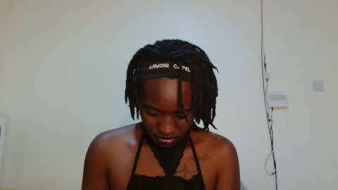 broken_haloo online show from March 27, 3:45 am