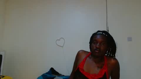 broken_haloo online show from April 1, 5:19 am