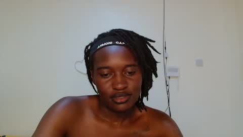 broken_haloo online show from April 4, 6:22 am