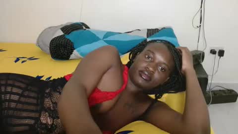 broken_haloo online show from June 1, 6:31 pm