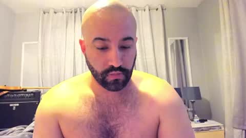 Brokenmike online show from May 13, 5:16 am