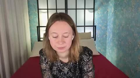 Snapshot of brooke_evans_ chatting on November 4, 9:03 pm Brooke online show from November 4, 9:03 pm