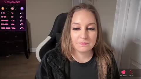 brookebee online show from March 12, 1:47 am