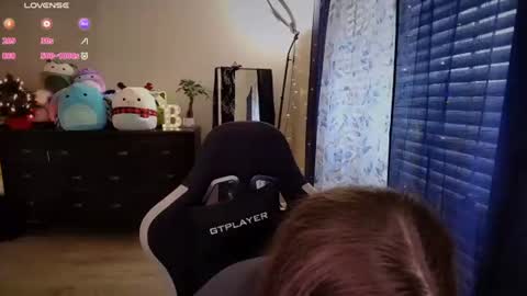 Snapshot of brookebee27 chatting on November 22, 10:09 pm brookebee online show from November 22, 10:09 pm