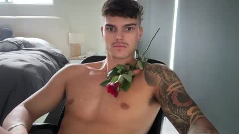 BrooklynTay online show from February 14, 2:41 am