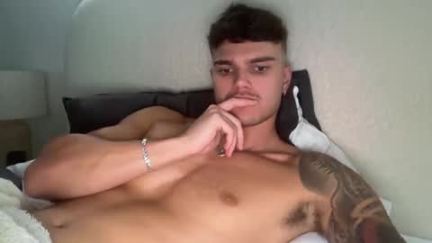 BrooklynTay online show from March 13, 2:18 am