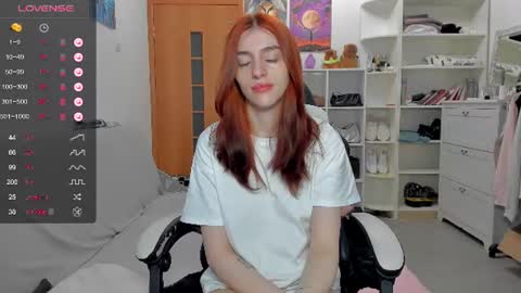 Snapshot of broosnica1 chatting on June 20, 6:16 am broosnica1 online show from June 20, 6:16 am