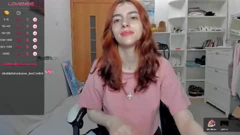 Snapshot of broosnica1 chatting on July 1, 6:04 am broosnica1 online show from July 1, 6:04 am