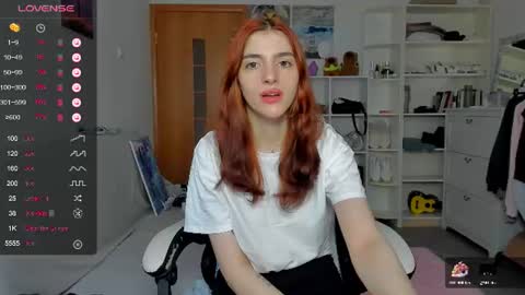 Snapshot of broosnica1 chatting on July 4, 7:47 am broosnica1 online show from July 4, 7:47 am