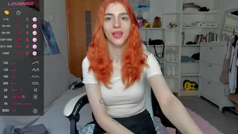 Snapshot of broosnica1 chatting on July 14, 7:02 am broosnica1 online show from July 14, 7:02 am