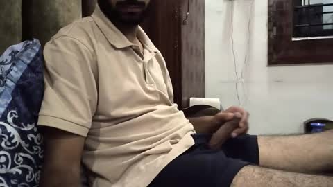 Snapshot of brownie_cake chatting on October 18, 6:30 pm brownie_cake online show from October 18, 6:30 pm