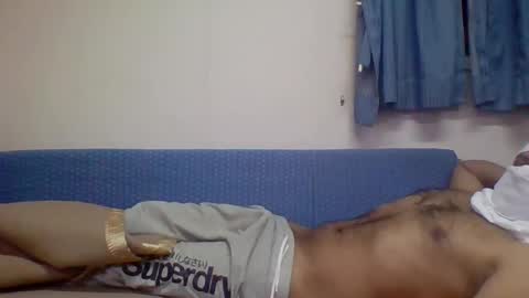 Snapshot of brownmanin40s chatting on December 22, 1:24 am brownmanin40s online show from December 22, 1:24 am